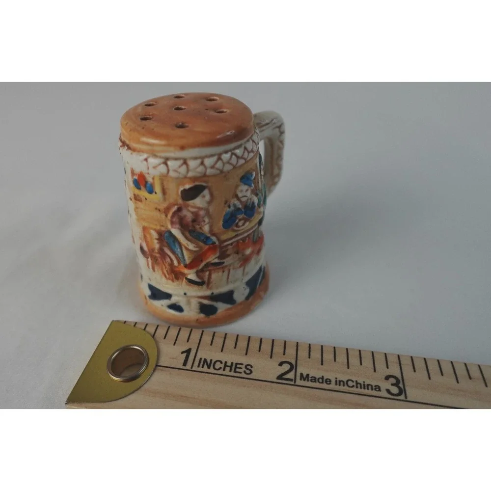 VINTAGE MINIATURE CERAMIC BEER STEIN‎ Salt or Pepper Shaker -One Piece - Japan